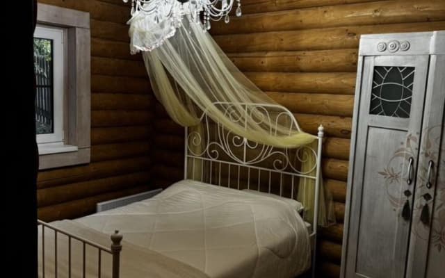 Коттедж в переулке Садовом