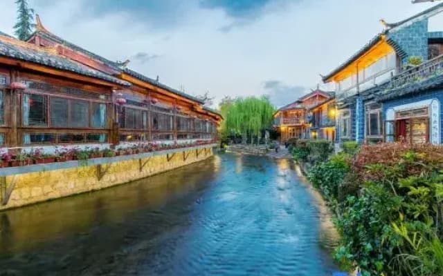 Qingxishan Hotel (Gucheng District No.1 High School)