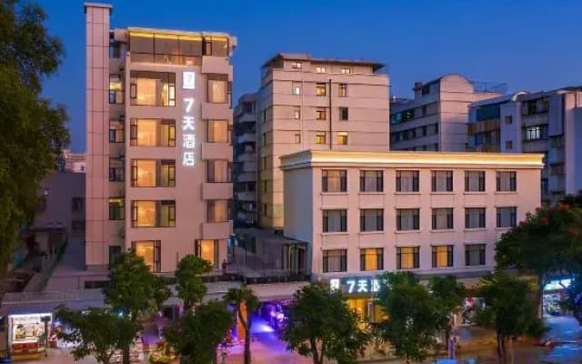 7 Days Smart Hotel (Chao Shan Xia Gong Yuan Branch)