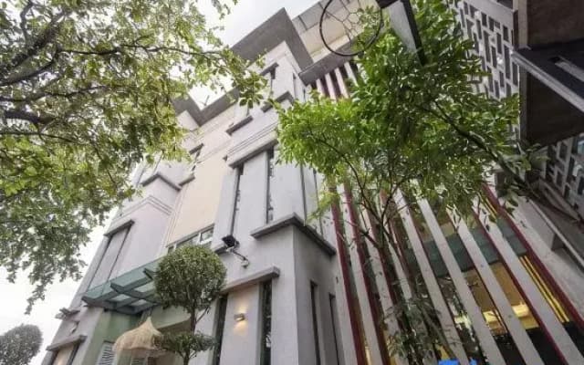 42Pax: 13BR Thai Villa | Luxury Vacation @ PJ