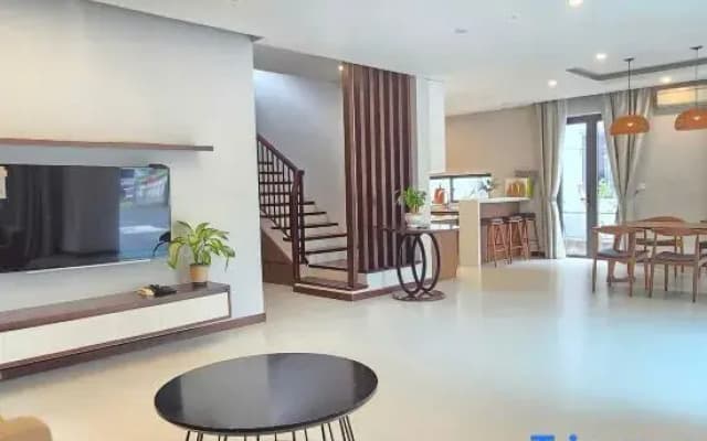 Rose villa