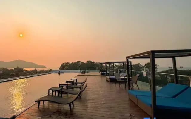 Sea saran Condominium bang saray - Modern studio garden view