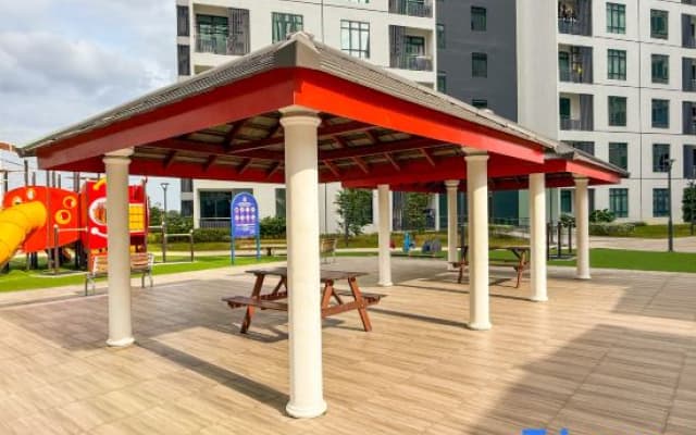 KSL Residence 2 by RR JBcity