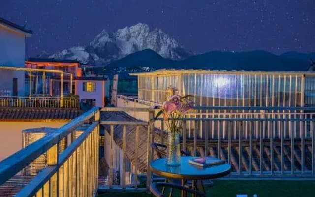 Yunshu Yayuan · SWEET HOME · Snow Mountain View | Garden Homestay (Lijiang Gucheng South Gate)