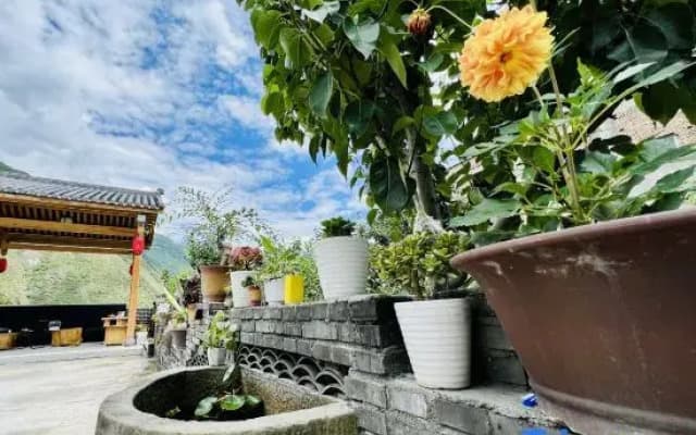 Yuexiang Chenye Courtyard Mountain View Terrace Boutique Stay (Jiuzhaigou County)