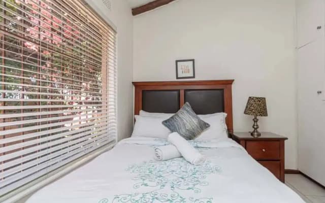 Birdsong in Sandton and Charming Townhouse Retreat