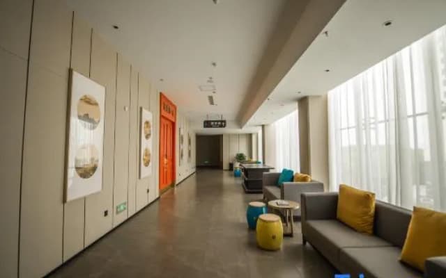 Dongfang Ruyi Hotel