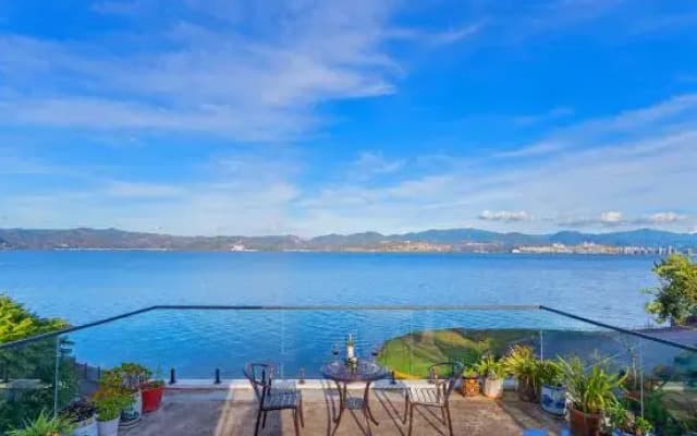 Blushe | 360°·Fulview | Ocean-View Garden-Style Holiday Homestay (Erhai Sansheng Island Branch)