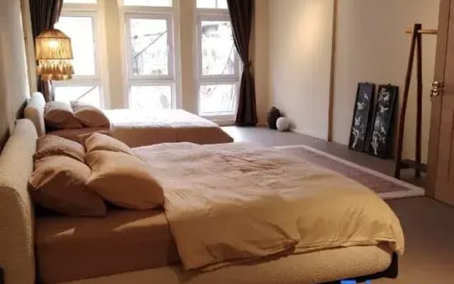Mokū Georgetown Pre-war House 4BR 5-14pax
