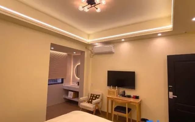 LUNAR Homestay