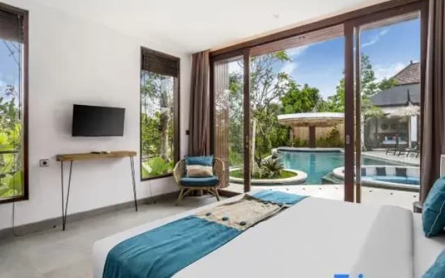 Villa Pool Bar by BaliSuperHost