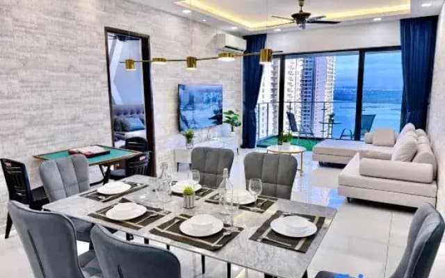 Full Sea View Country Garden Danga Bay 11-13pax