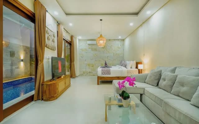 3-bedroom Private pool villa City Sanur