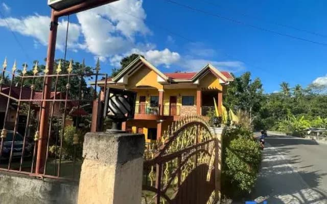 Sangi Tourist Inn - near Kawasan Badian Canyoneering