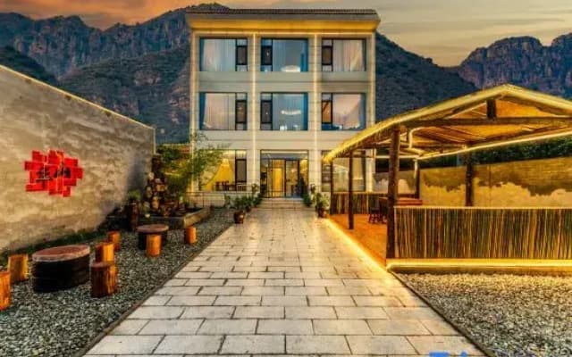 Jinglanshan Homestay (Huashan Scenic Area Visitor Center)