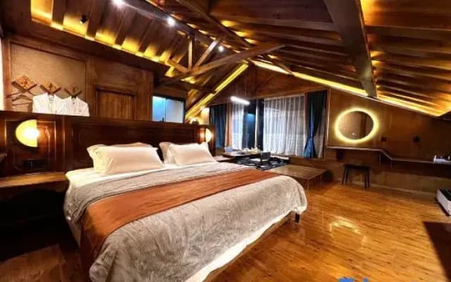 Kangding Yangcang Starry Sky Homestay (Tagongzhen Branch)