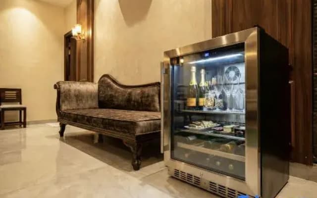 Radsum- Luxury Farmhouse & Resort