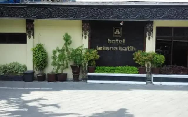 Istana Batik Ratna
