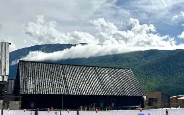 Tuwa Villa Luxury Boutique Homestay (Kanas New Village)
