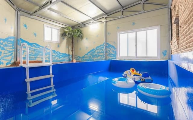 Pocheon Luxjay pet Pension