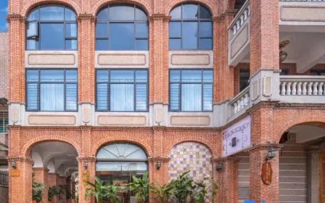 Encounter in the Ancient City Lane·Junjing Mansion