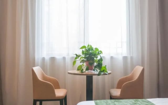 Greentree Inn Suzhou Lingbi County Qishi Park Busi