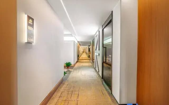 Xiyue Smart Hotel (Lu Xun's Hometown Cangqiao Straight Street)