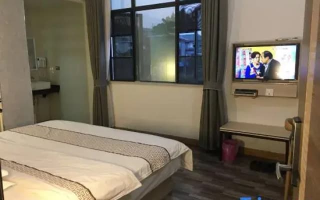 Xilaiju Convenient Homestay (Guilin Guangxi Normal University Yanshan Campus)