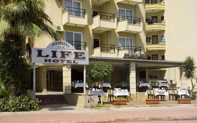 Kleopatra Life Hotel & SPA