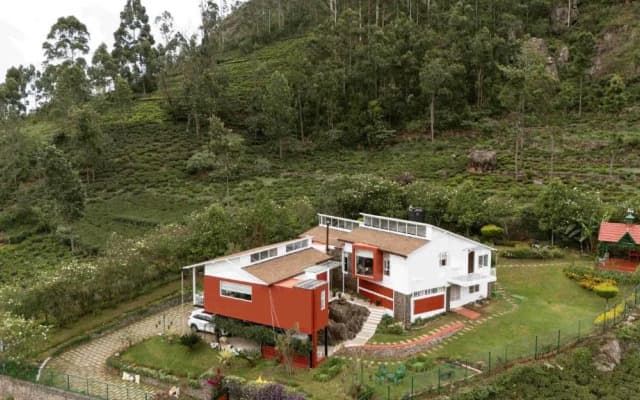 Hillside Home 3 BHK Villa by tisyastays