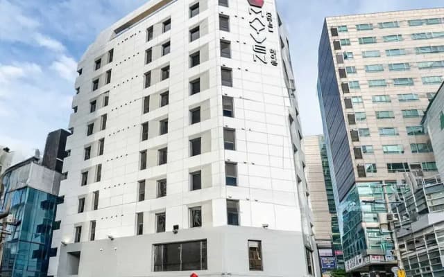 Shinchon Mayven Hotel