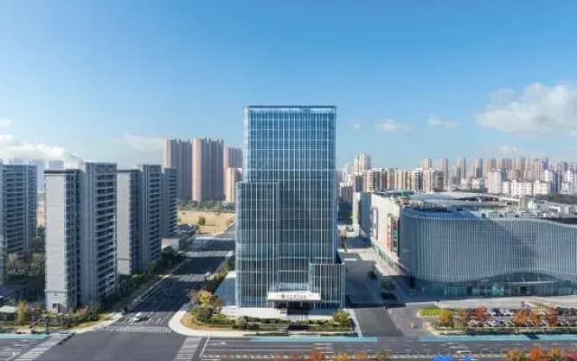 Dongfang Huayi Hotel