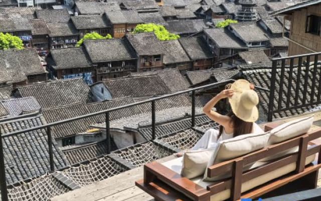 Gao Jian | Vertex Altus · 270° Panorama Private Hot Spring Luxury Stay (Zhaoxing Dong Village)