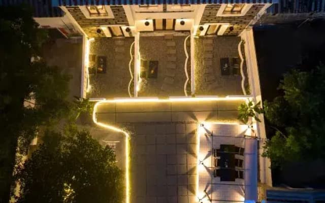 Weizhou Island Fanjian·Froom Courtyard Homestay (Shell Beach Branch)