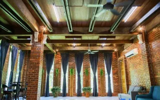 DAWA Brickhouse - Balinese Guesthouse in Thompson Ipoh by Ryokan Management