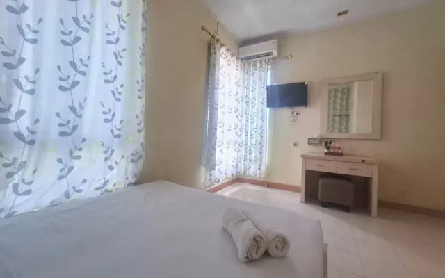 Tamastu Hotel Fortuna Jatiwaringin