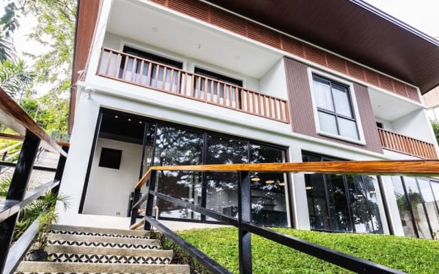 Uno Maya by Araw Residences