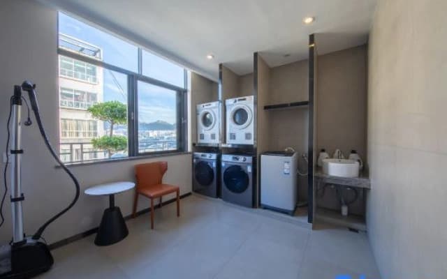 Jinyuan Smart Hotel (Chuangji Shangcheng Boya Middle School Store)