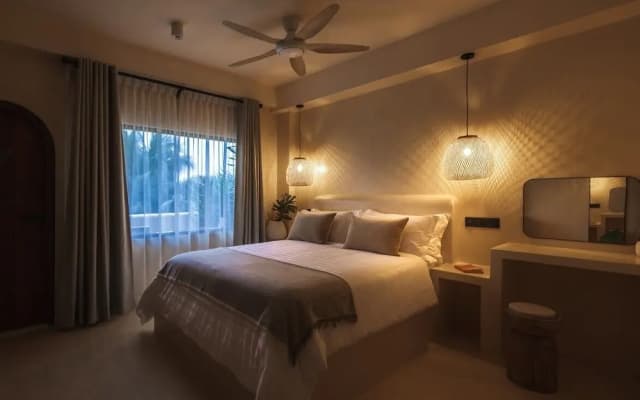 Isla Retreat