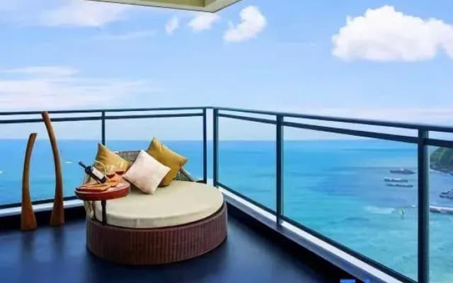 Beibu Gulf No.1 Seaside Artistic Scenic Resort Apartment