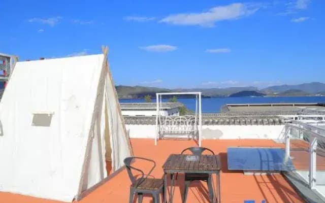 Luxing Time Guesthouse