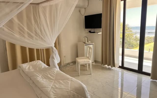 Beach front Hotel rooms