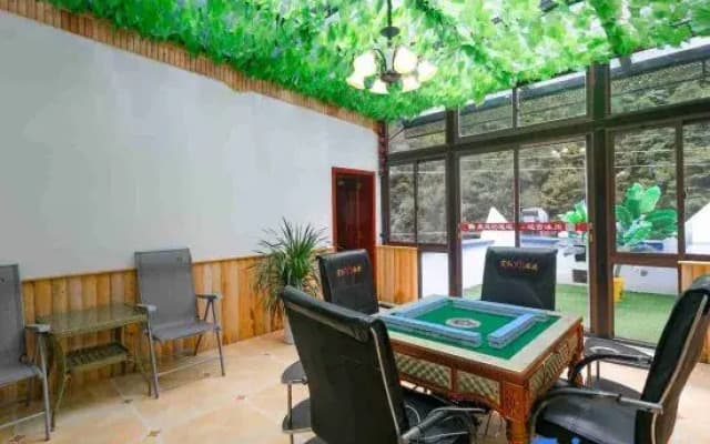 Jinuo Shanzhuang Hostel