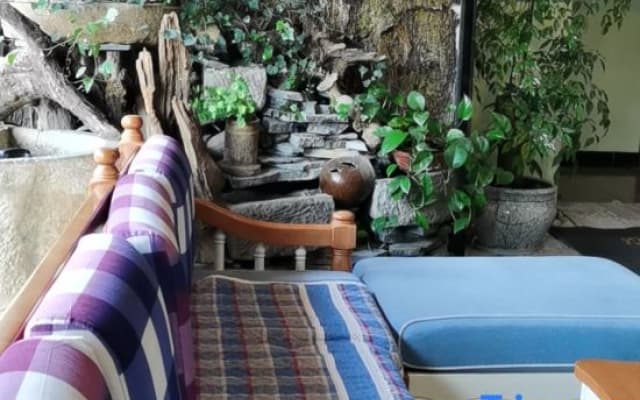 Shizong Sunshine Love Nest Theme Hotel