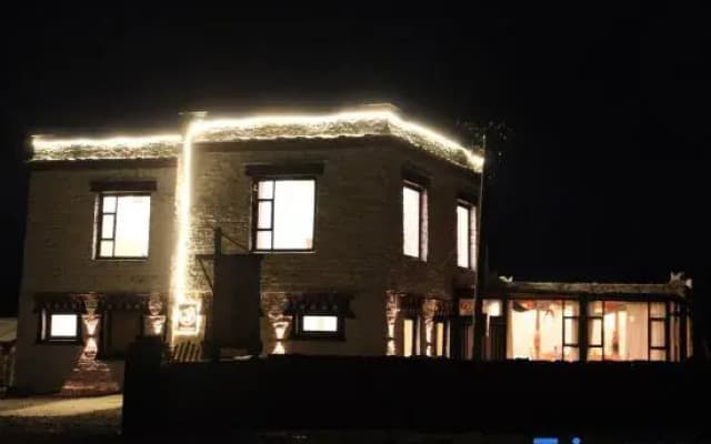 Yaoshan · Muxue Homestay (Tagong Grassland)