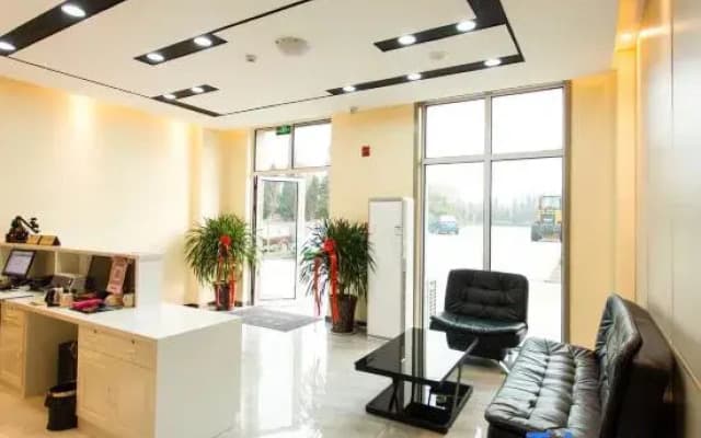 Jinan Yiyi Business Hotel