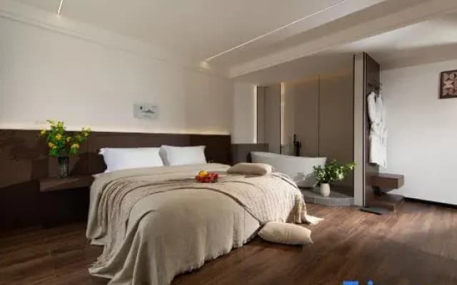 Nine Phoenix Garden Oxygen Guesthouse (Shangri-La Dukezong Ancient Town Store)