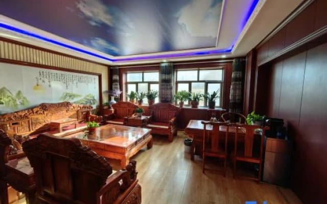 Jiashanchunshui Guesthouse