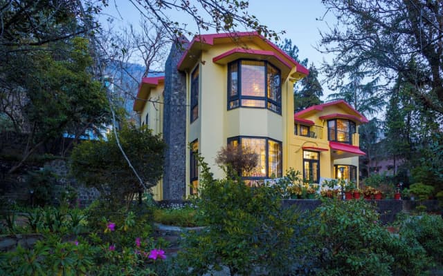 Alaya Stays Thistle House 4 BHK Hideaway