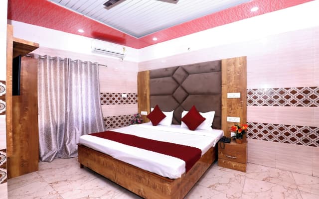 Hotel S2 Residency Near Railway Station Chandigarh
